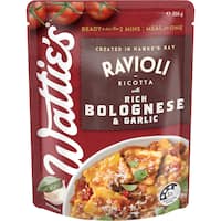 watties canned ravioli ricotta, bolognese & garlic 350g