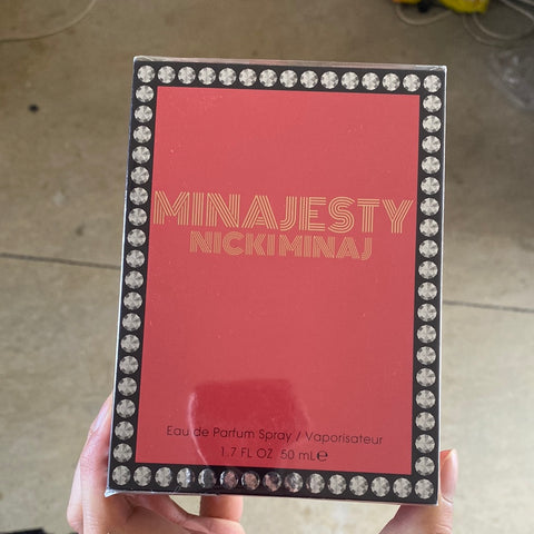 nicki minaj her minajesty  eau de parfum 50ml