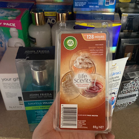 Airwick life scents bakery treat wax